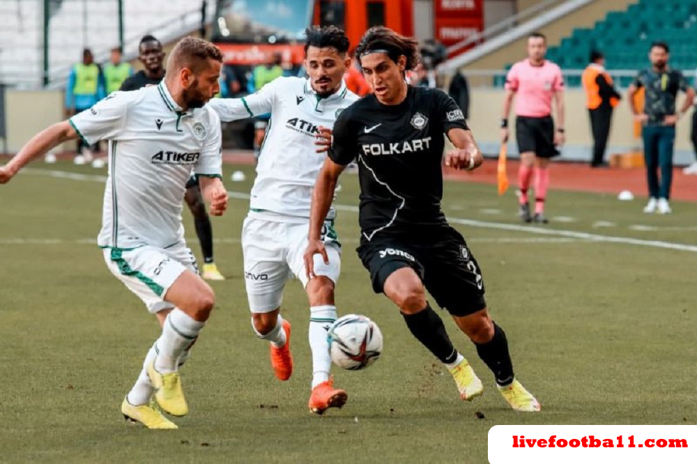 روایت رسانه ترکیه‌ای از «فرار» مدافع ایران از تیم آلتای!