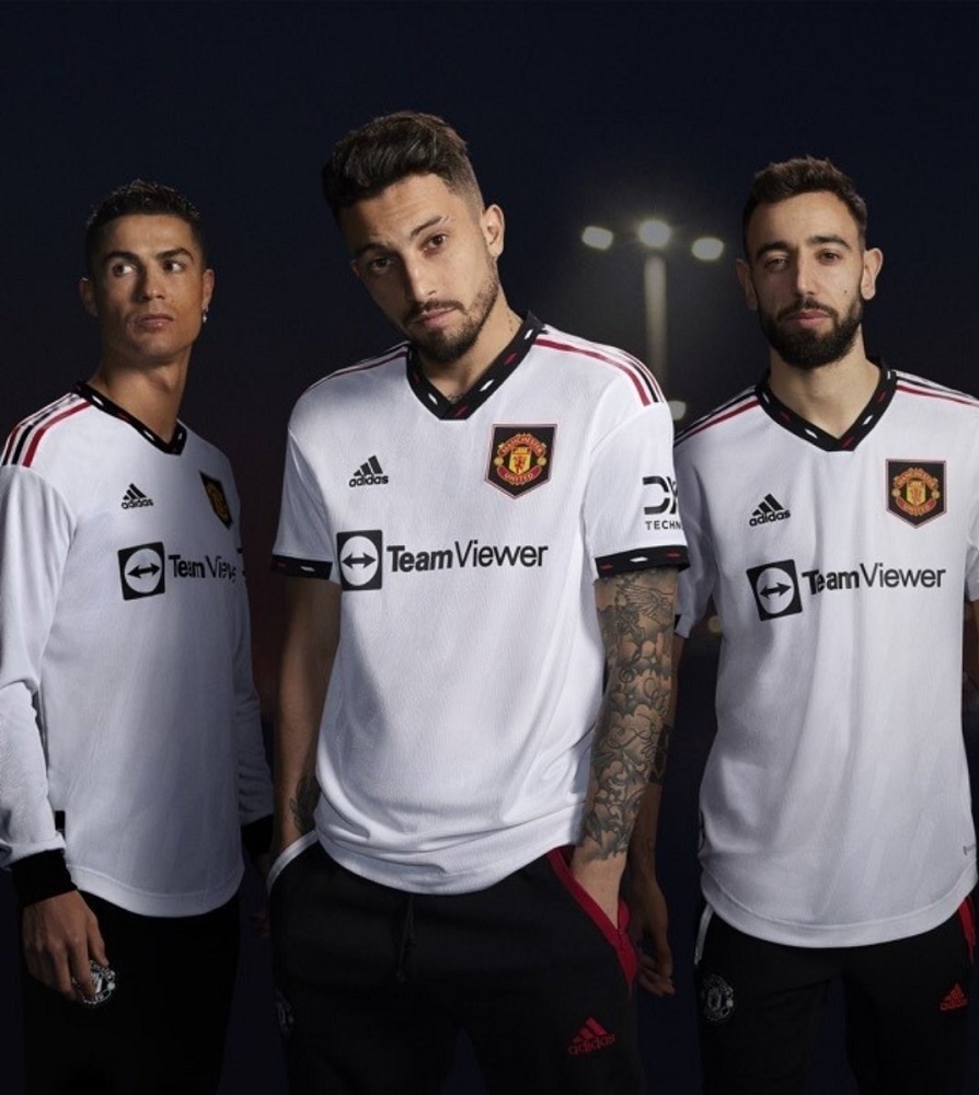 رونمایی رسمی از پیراهن دوم منچستریونایتد