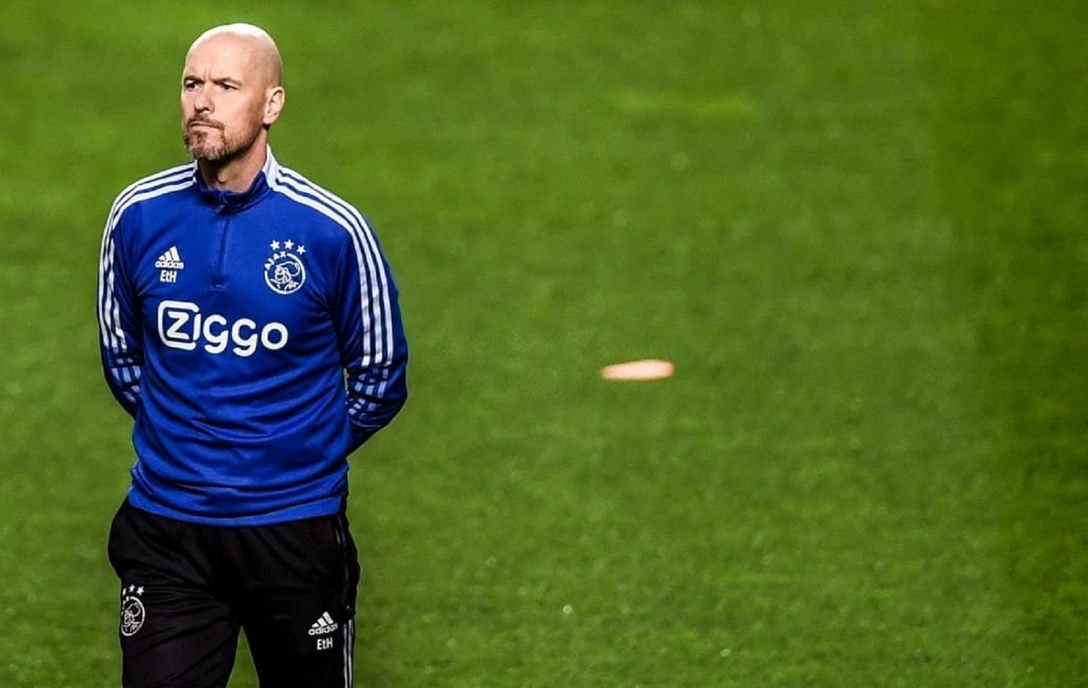 تن هاخ: رونالدو فروشی نیست و جزو برنامه های ما محسوب میشود مگوایر کاپیتان تیم است - نتایج زنده مسابقات ورزشی تن هاخ: رونالدو فروشی نیست و جزو برنامه های ما محسوب میشود مگوایر کاپیتان تیم است