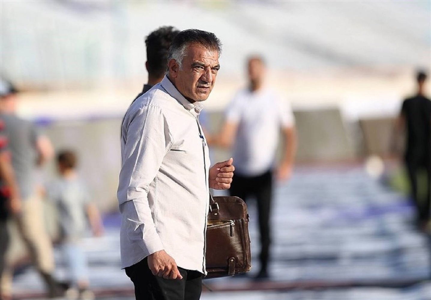 طاهری: اگر داوران تمرکز ندارند، نفر دیگری جایگزین شود حیدری در بازی استقلال - سپاهان تمرکز نداشت