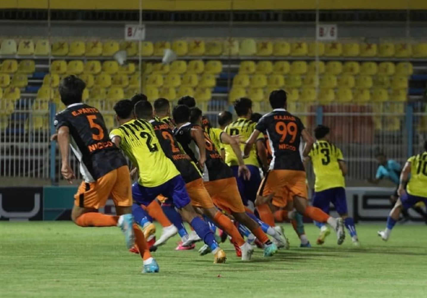 مربی مس کرمان: دروازه‌ بان ما به‌ خاطر قطعی برق دید کافی نداشت قرار بود مشکلات مسجدسلیمان برطرف شود