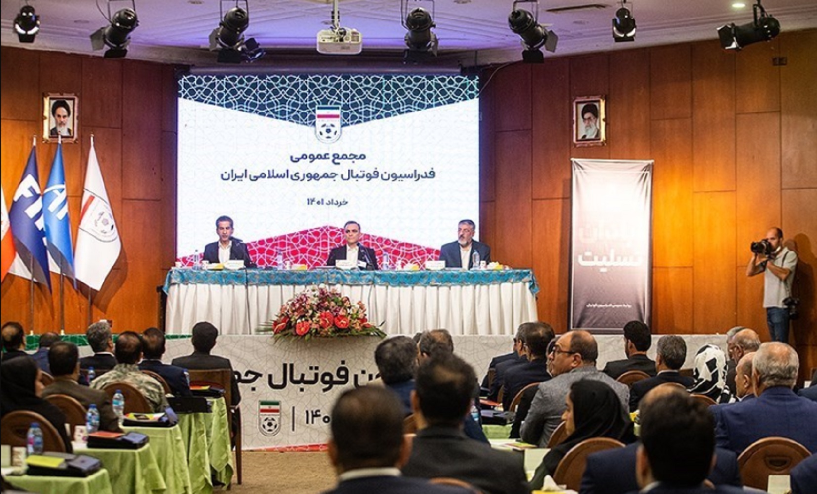 رشیدی: انتخابات فدراسیون فوتبال باید سر موعد برگزار شود/ باشگاه استقلال باید درباره رضایی پاسخگو باشد