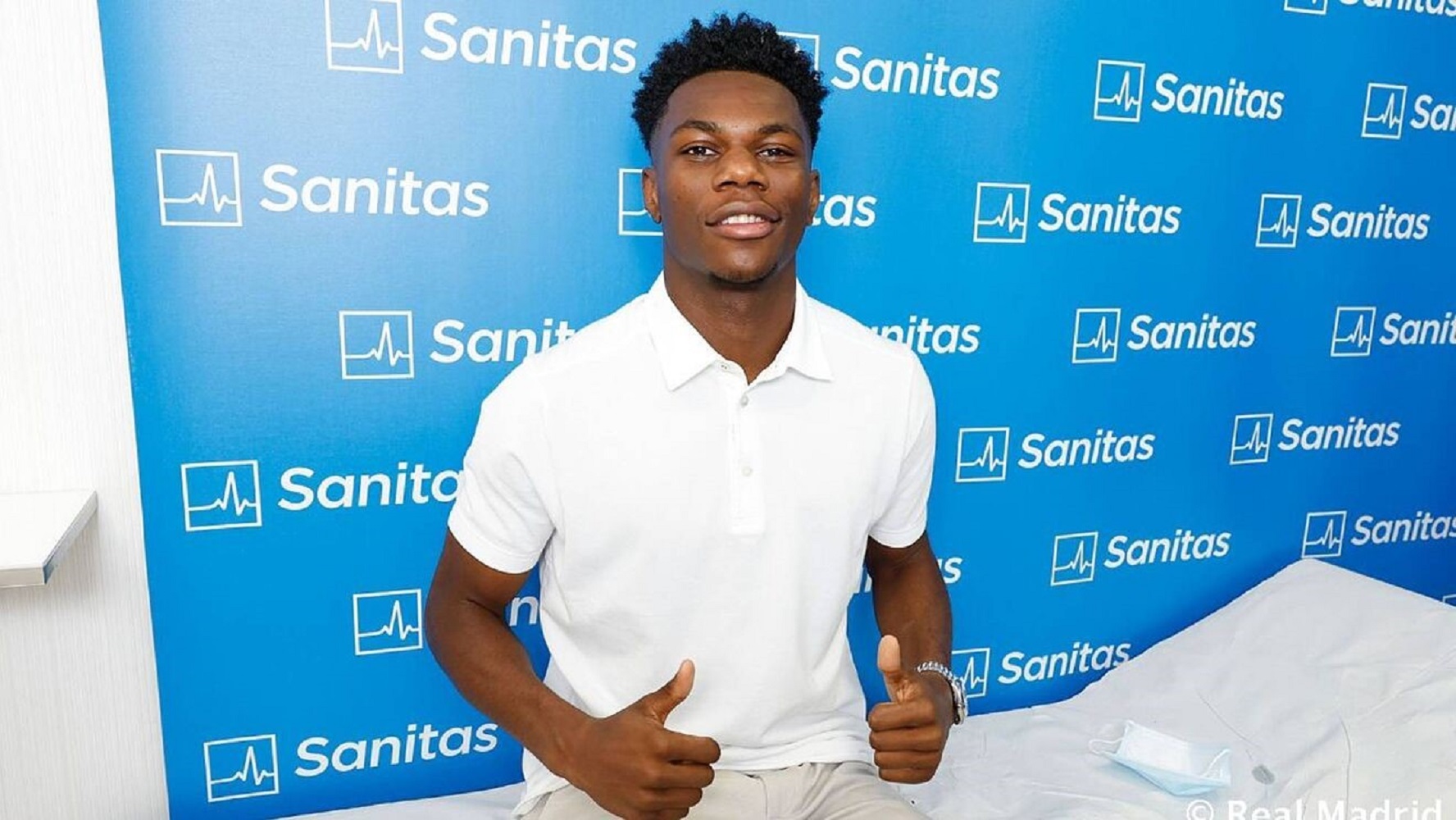 چوامنی: خوشحالم که اولین جامم را با رئال مادرید کسب کردم امیدوارم با فرانسه به جام جهانی قطر بروم