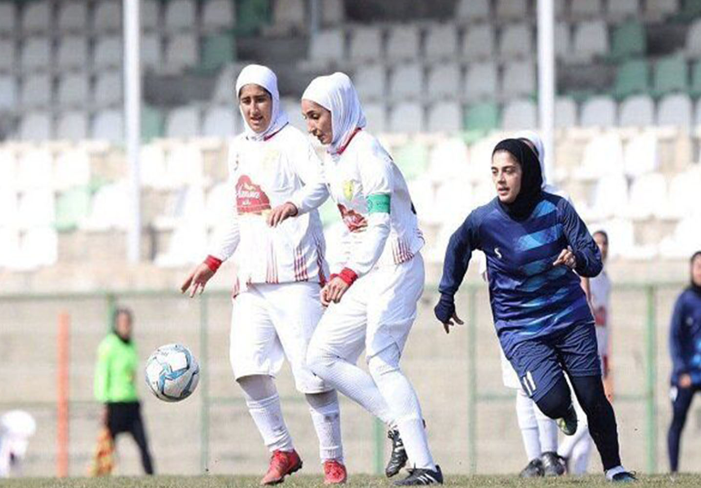 نتایج زنده مسابقات ورزشی منصور قنبرزاده و یک راهکار به تیم های لیگ برتری در لیگ های استانی تیم بانوان دهید
