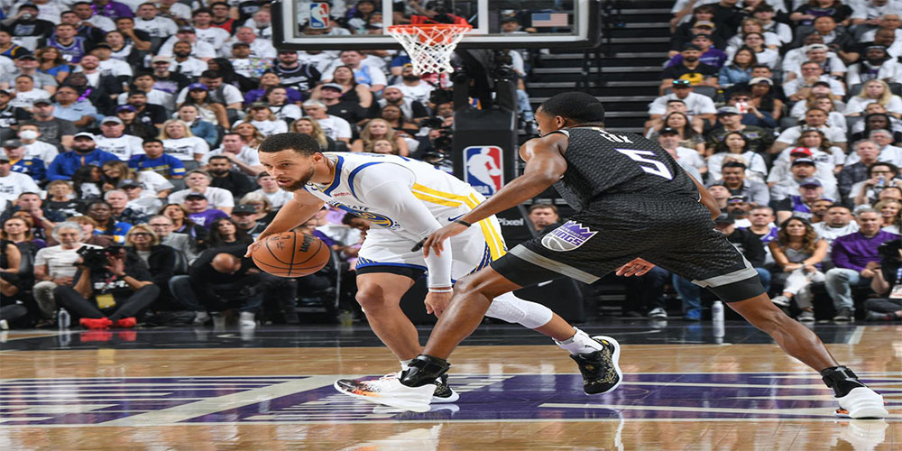 نتایج زنده مسابقات ورزشی - سنگ تمام استفن کری برای لبران جیمز سنگ تمام استفن کری برای لبران جیمز