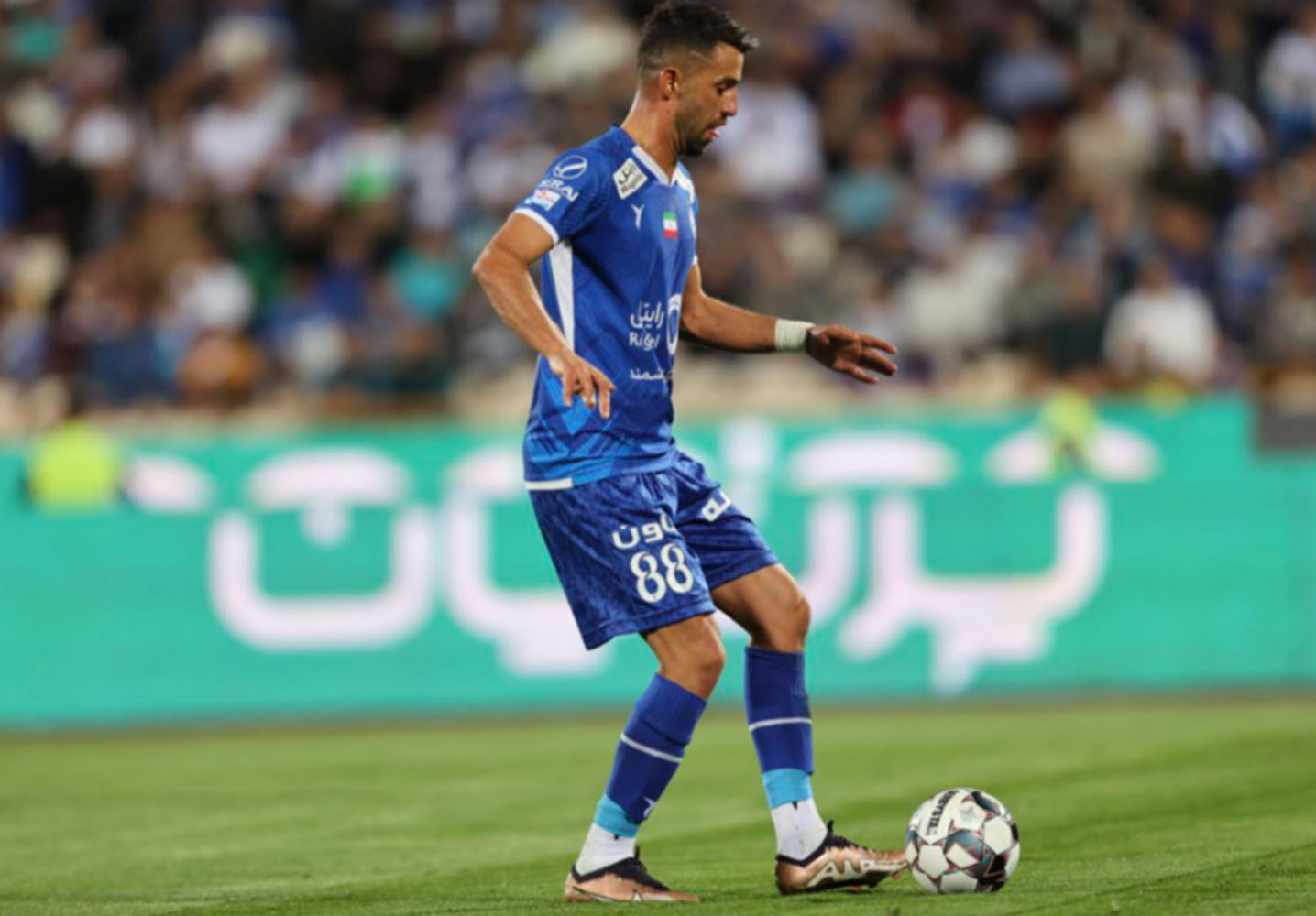 نتایج زنده مسابقات ورزشی در انتظار رونمایی از جدیدترین تمدیدی استقلال - نتایج زنده مسابقات ورزشی نتایج زنده مسابقات ورزشی در انتظار رونمایی از جدیدترین تمدیدی استقلال