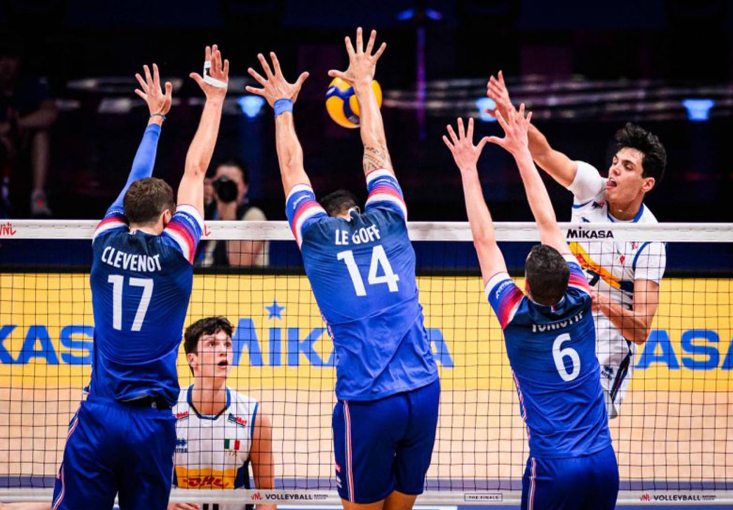 نتایج زنده مسابقات ورزشی قهرمان جهان و رؤیایی که غیرممکن نیست طلای پاریس - نتایج زنده مسابقات ورزشی نتایج زنده مسابقات ورزشی قهرمان جهان و رؤیایی که غیرممکن نیست طلای پاریس