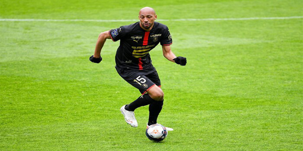 بلندقامت‌ترین بازیکن فوتبال ایران از پاریس آمد