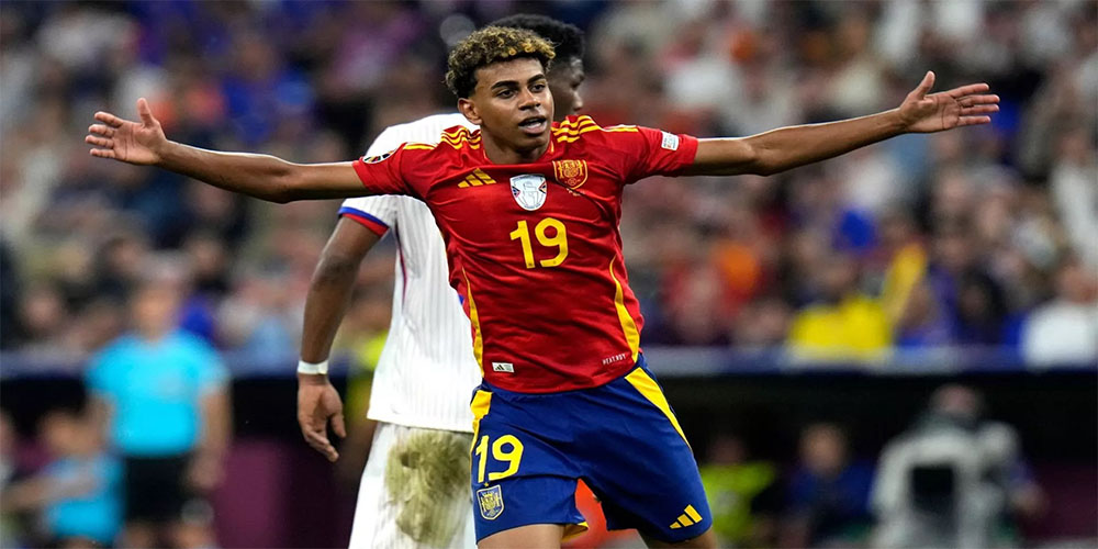 مذاکرات بارسا جواب داد: خروج یامال از کمپ اسپانیا