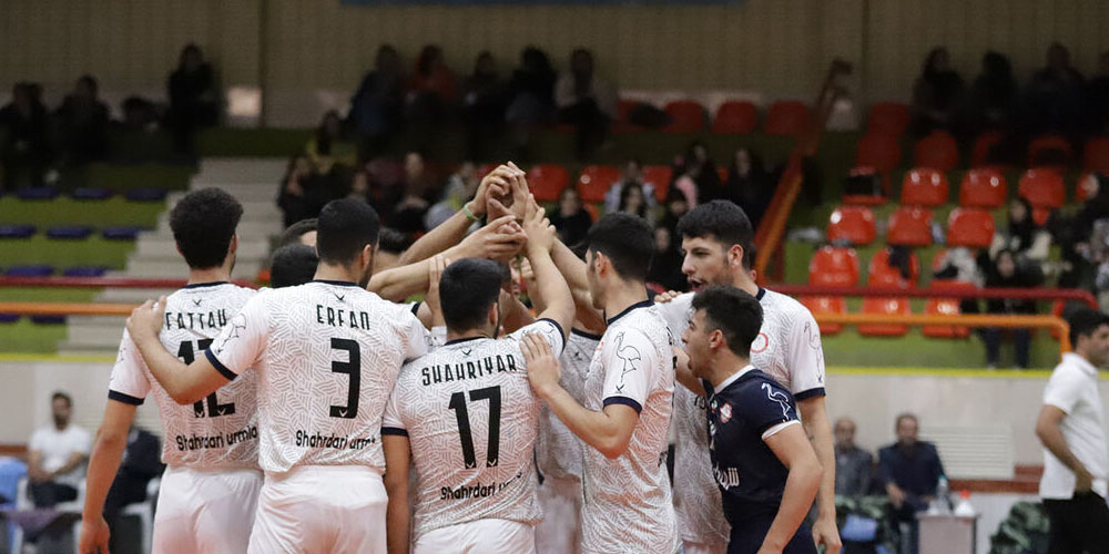 بی‌رحم‌ترین تیم والیبال ایران مقابل قهرمان بحران‌زده