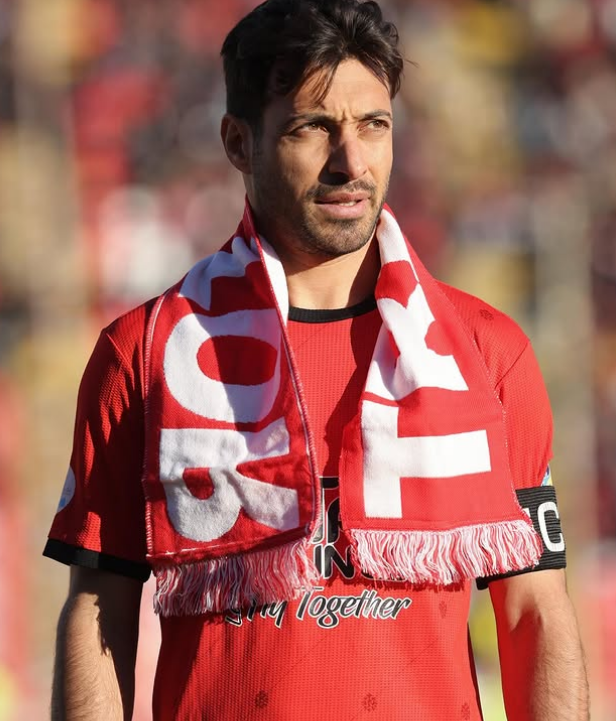 والپیپر شجاع خلیل زاده برای کامپیوتر والپیپر شجاع خلیل زاده برای کامپیوتر