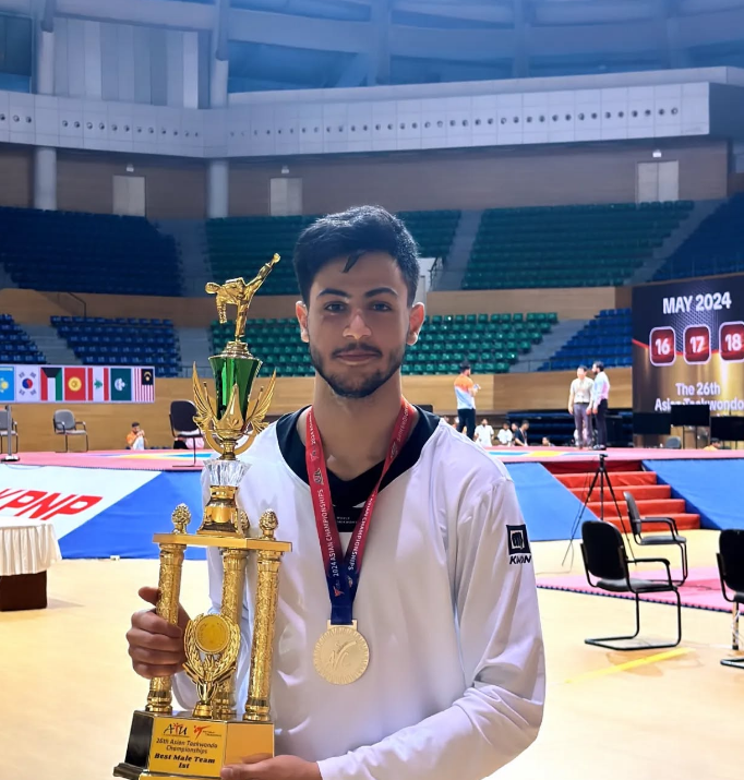 عکس پروفایل علی خوش‌روش