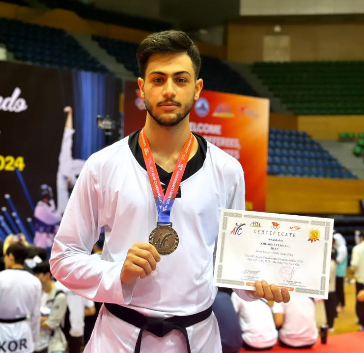 عکس علی خوش‌روش تکواندوکار