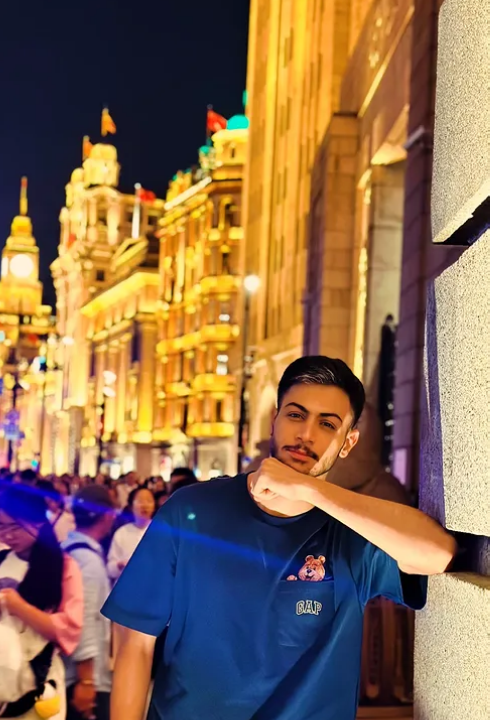 والپیپر علی خوش‌روش