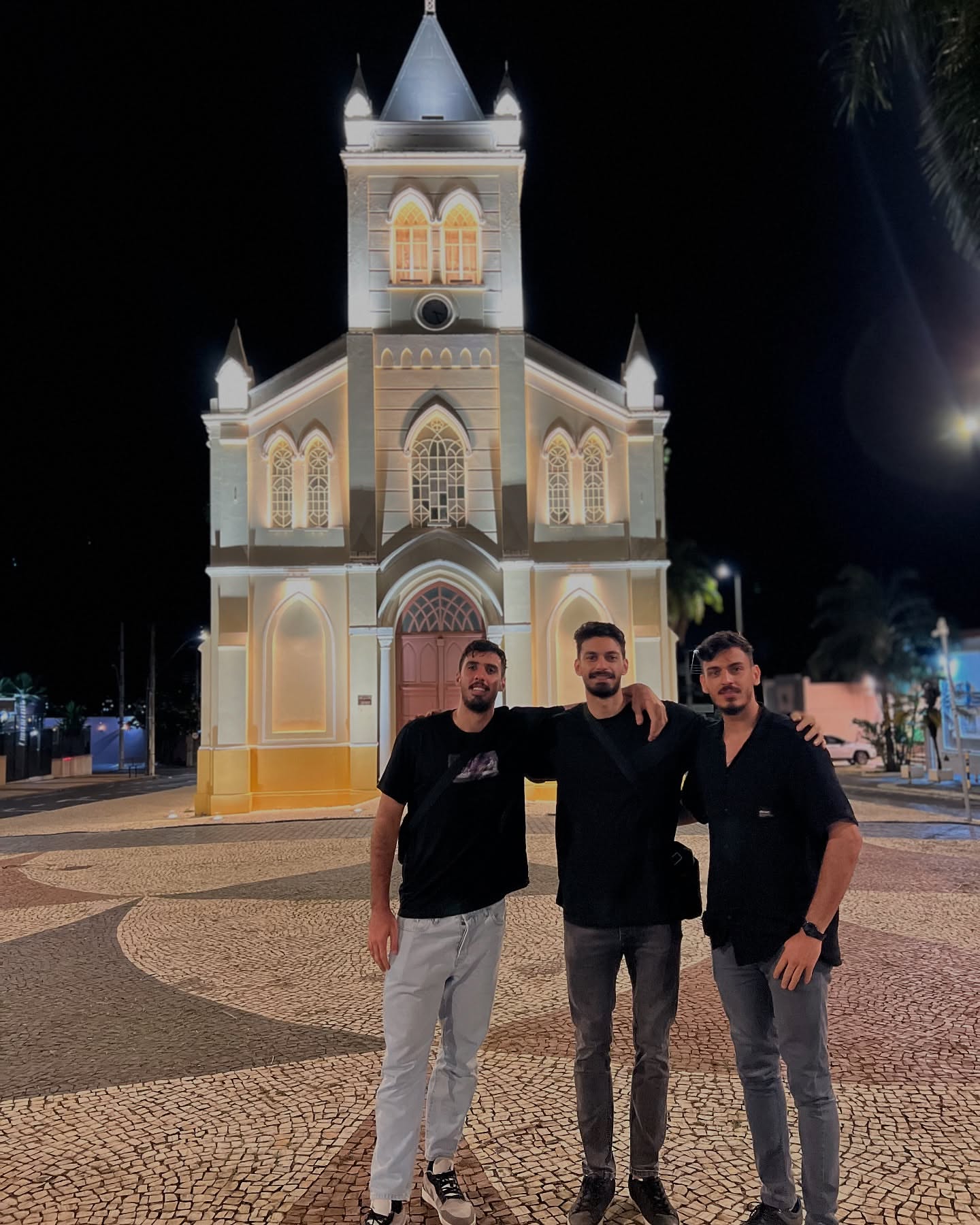 عکس پوریا حسین خانزاده والیبالیست عکس پوریا حسین خانزاده والیبالیست