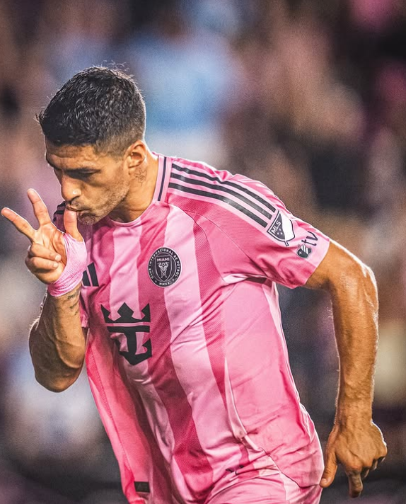 عکس های لوئیس سوارس