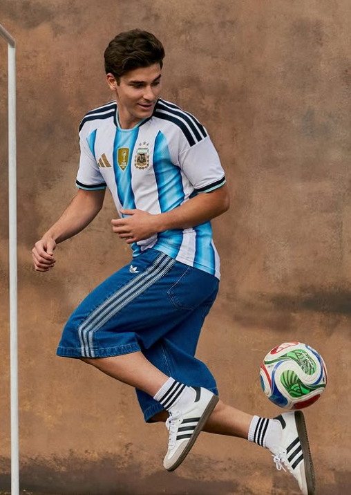 عکس های آلوارز در آرژانتین