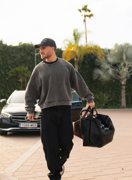 مک آلیستر در آرژانتین عکس