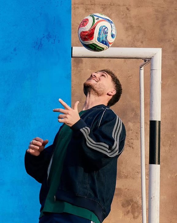 مک آلیستر آرژانتین عکس