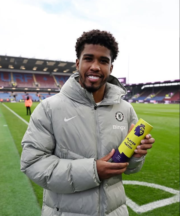 آندری سانتوس Andrey Santos