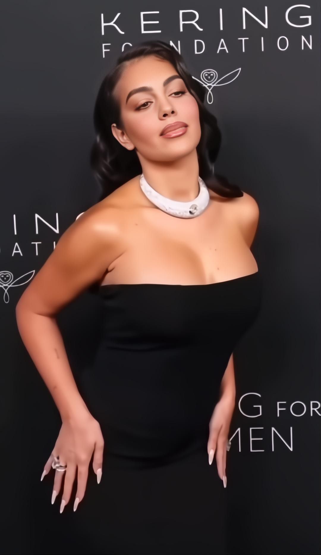 عکس سکسی دختران جوان عکس سکسی دختران جوان