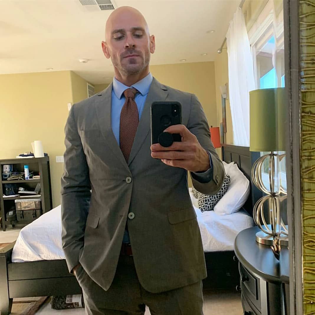 عکس بازیگر پورنوگرافی جانی سینز عکس بازیگر پورنوگرافی جانی سینز