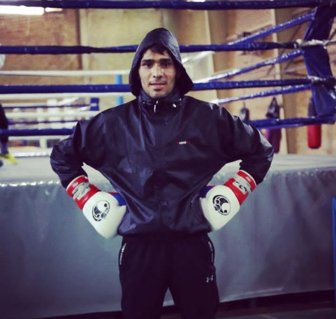 دانیال شه بخش عکس ها