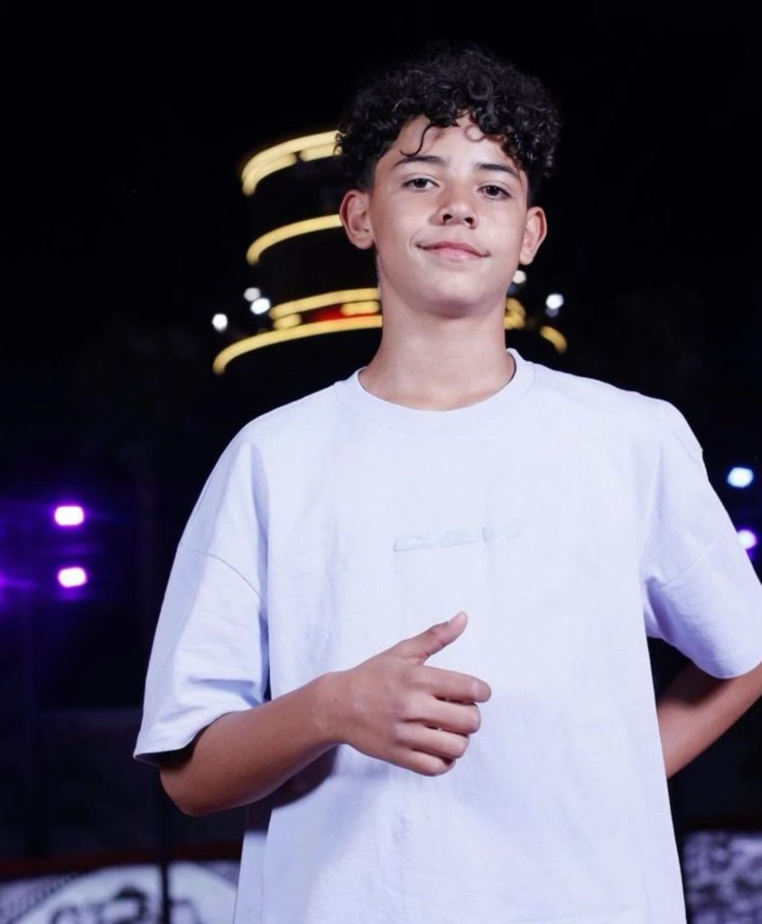 والپیپر کریستیانو جونیور برای کامپیوتر