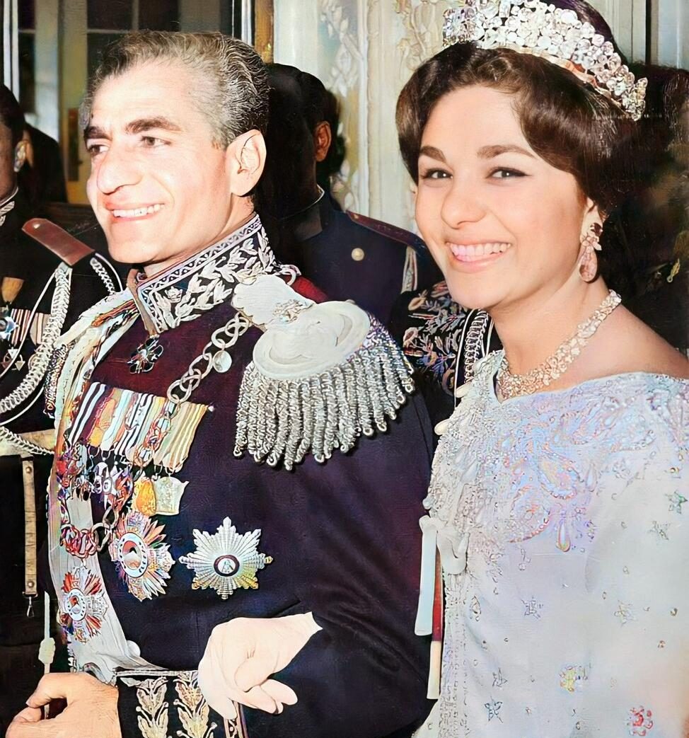 فرح پهلوی و همسرش فرح پهلوی و همسرش