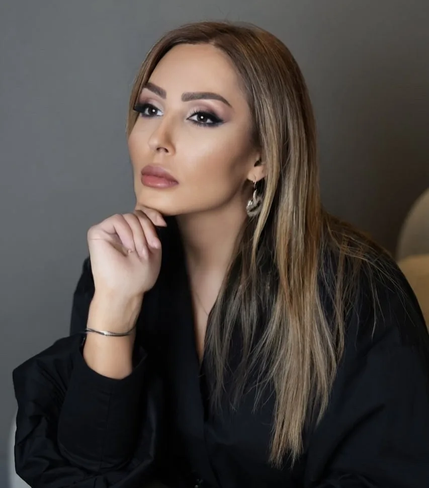 پورن پرستو صالحی پورن پرستو صالحی