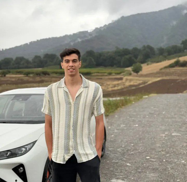 امیر آفتاب آذری