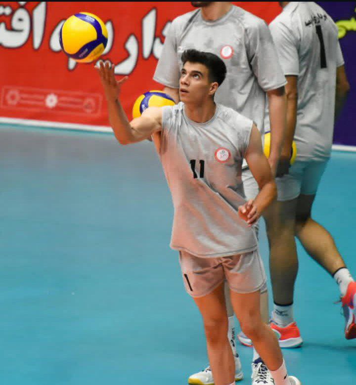 امیر آفتاب آذری والپیپر