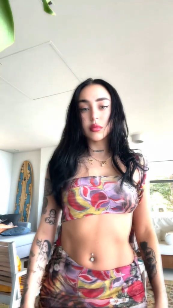 Nicki Nicole wallpaper for phone