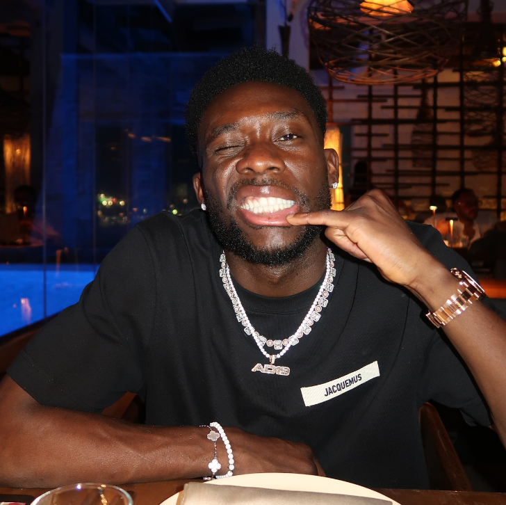 عکس الفونسو دیویس عکس الفونسو دیویس