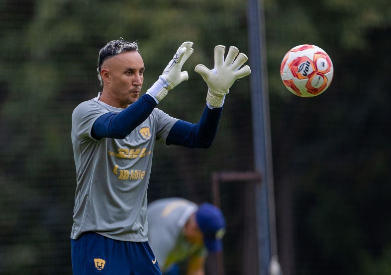 کیلیور ناواس عکس جذاب کیلیور ناواس عکس جذاب