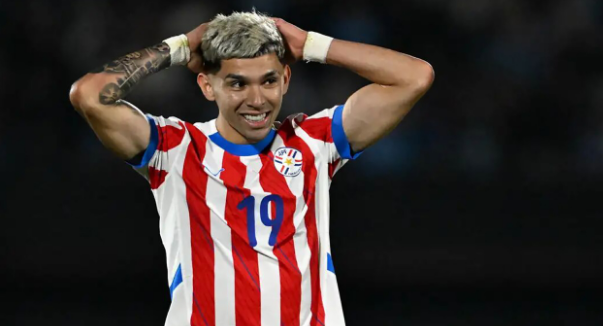 بیوگرافی جولیو انسیسو