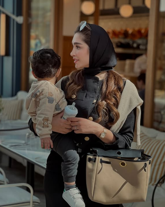 عکسهای آناشید حسینی