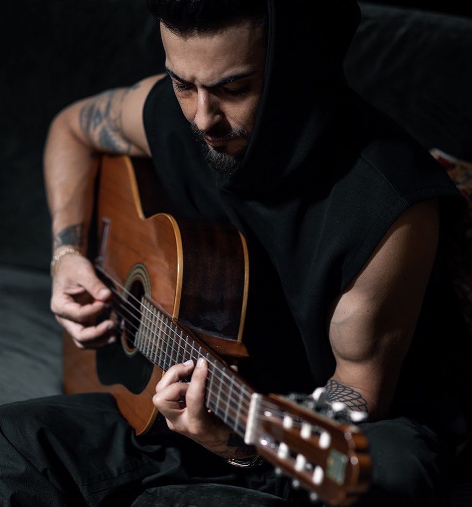 سامی بیگی کیه